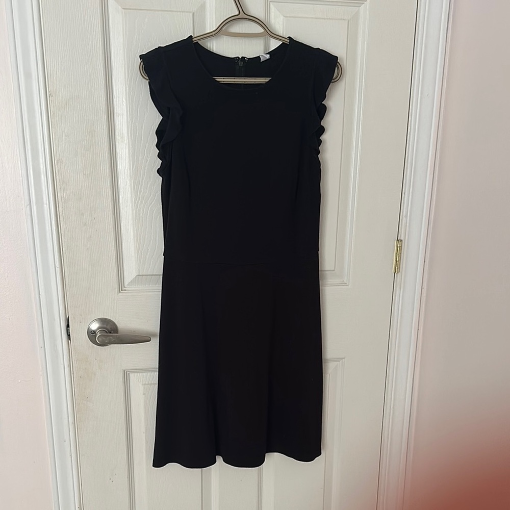 Elegant Black Sleeveless Dress